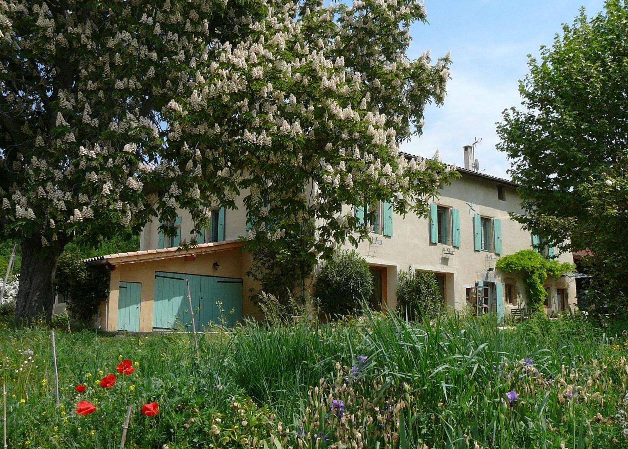 La Source, Vegetarian Guest House Chabeuil 외부 사진